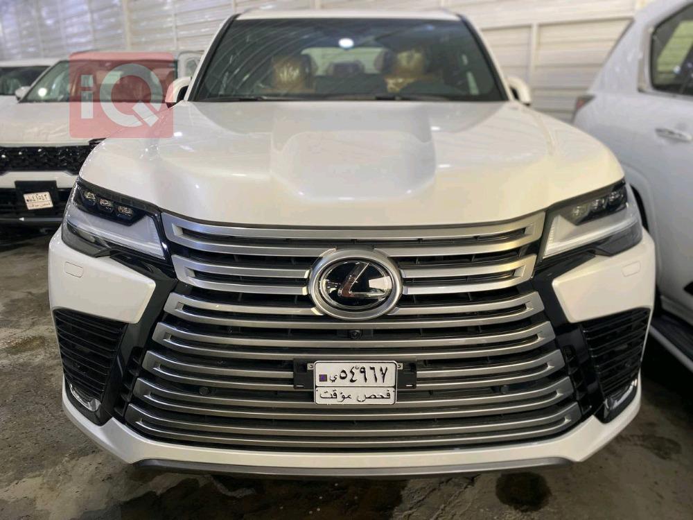 Lexus LX
